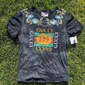 𝒱𝒾𝓃𝓉𝒶𝑔ℯ 𝒢𝓊𝒸𝒸𝒾 ℒℴ𝑔ℴ 𝒮𝒽𝒾𝓇𝓉 𝒜𝓊𝓉𝒽ℯ𝓃𝓉𝒾𝒸